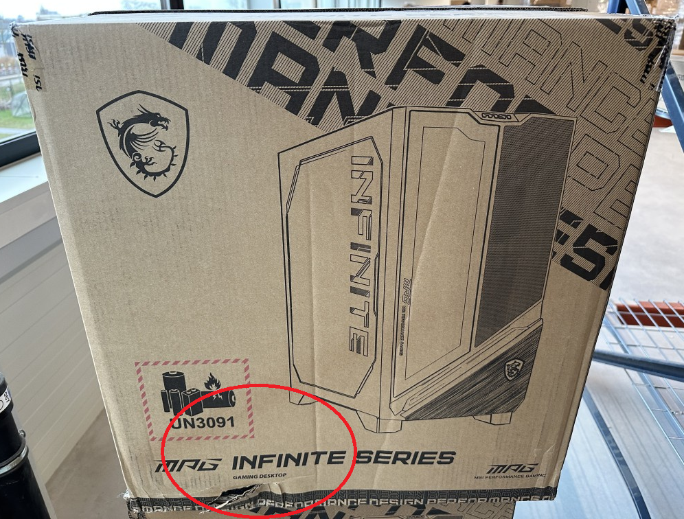 MSI Desktop PC MPG Infinite X3 AI 2NVZ9-032AT ****Verpackung leicht beschädigt****